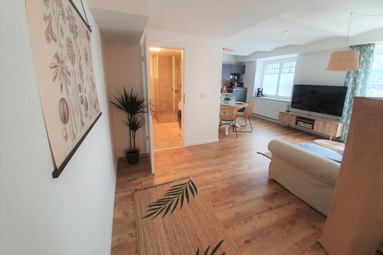 PB Ferienwohnungen - FeWo 1 - Stilvoll eingerichtetes Apartment im Herzen Senftenbergs Exterior foto